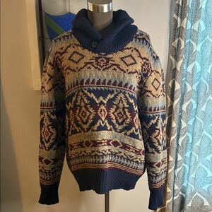 Stylish Patterned Turtleneck Sweater